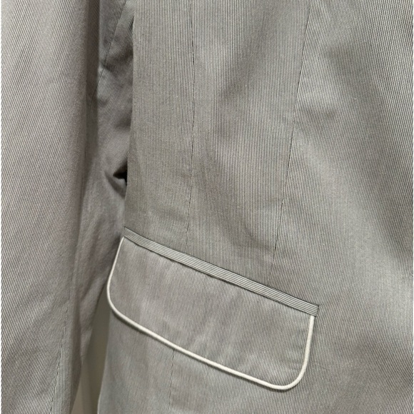 ✨Gap the Academy blazer✨ size 2P gray color. Academia preppy old money D - Picture 7 of 7
